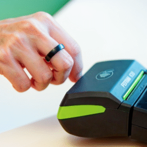 RingPay acél fizető gyűrű – minimalista, modern és innovatív dizájn.